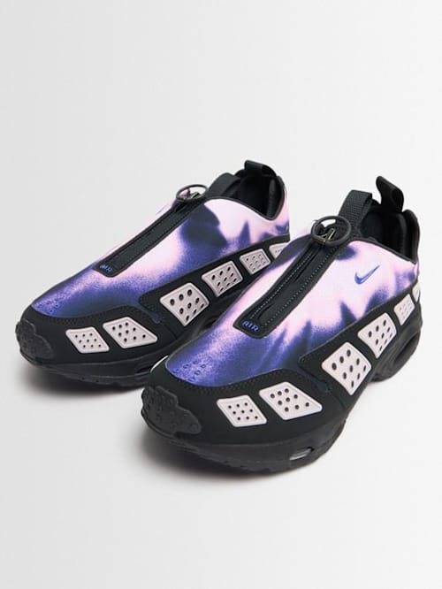 Nike: Air Max SNDR Sneakers