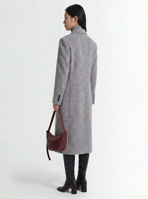Tonywack: Double-breasted coat with pointed collar