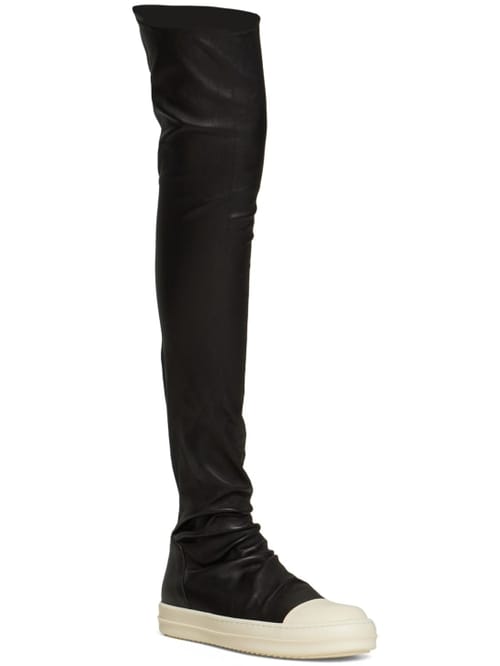 Rick Owens: 对比尖头的及膝靴