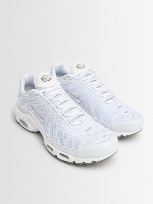 Nike: Low-top sneakers with chunky sole