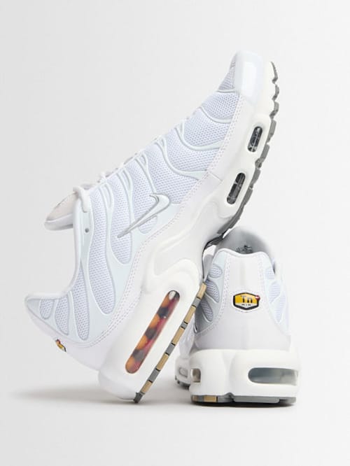Nike: Low-top sneakers with chunky sole