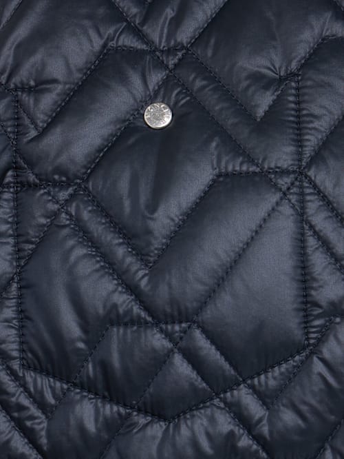 Moncler: 带中央拉链的绗缝夹克