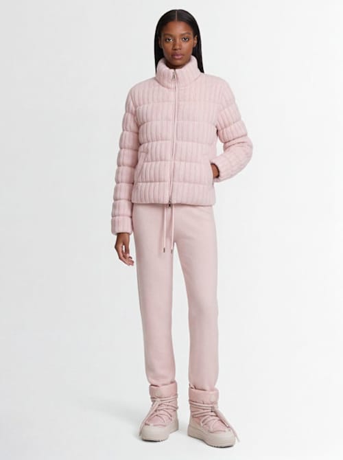 Moncler: 短款羽绒服，带领子