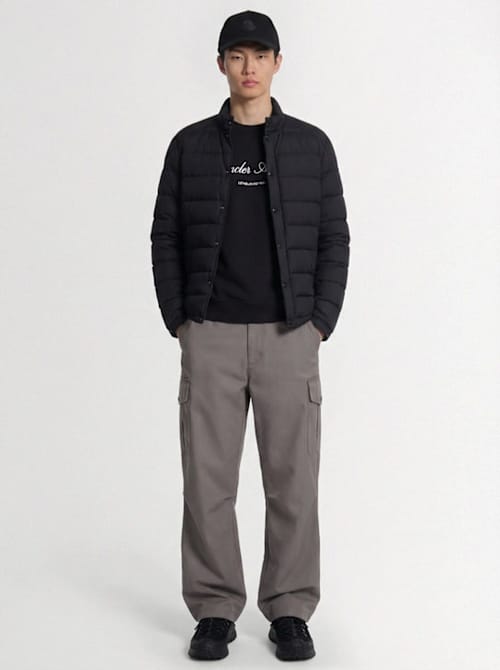 Moncler: 短款羽绒夹克，带领子