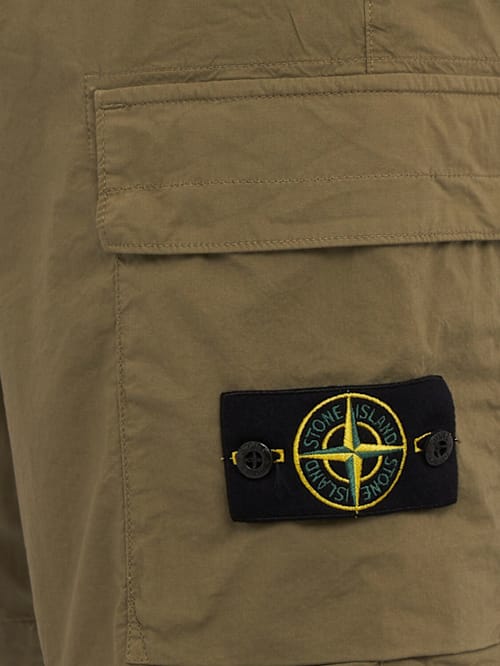 Stone Island: 带侧口袋的工装短裤