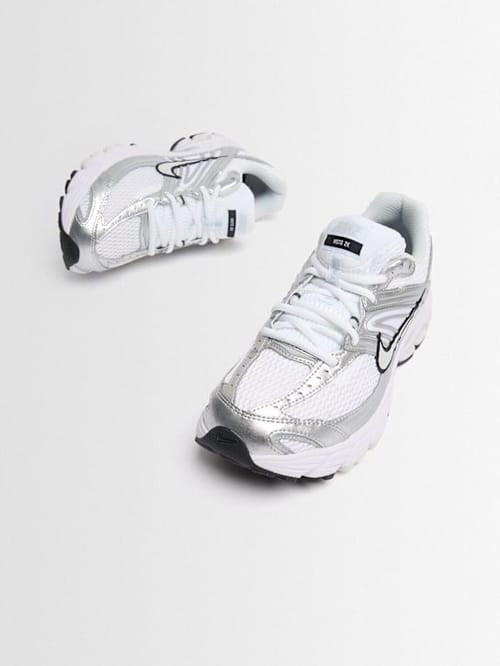Nike: Air Max Moto 2K 运动鞋