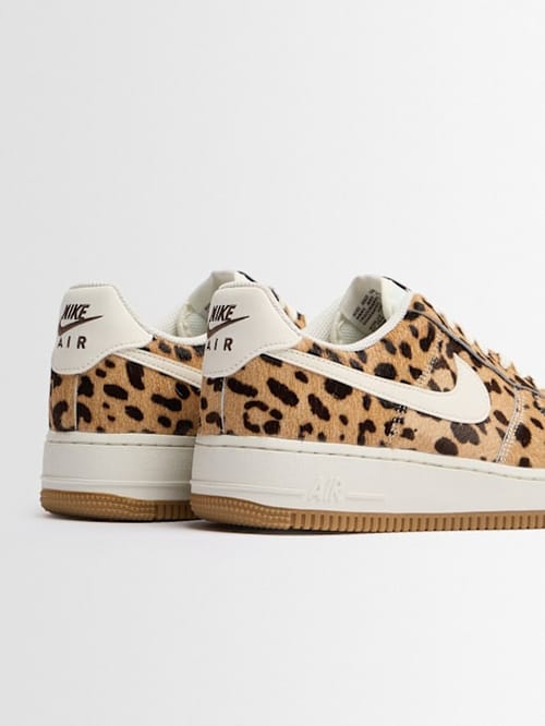 Nike: Air Force 1 '07 运动鞋