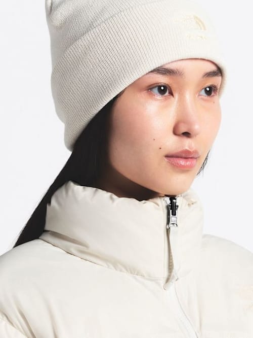 The North Face: 有 cuff 的针织帽