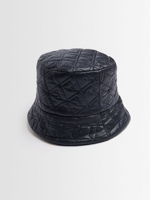 Moncler: 带有标志的水桶帽