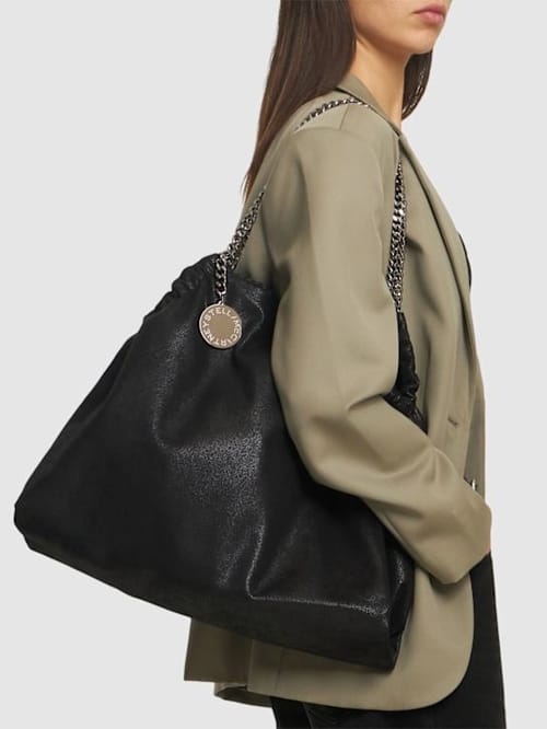 Stella McCartney: 配有链条手柄的手提包