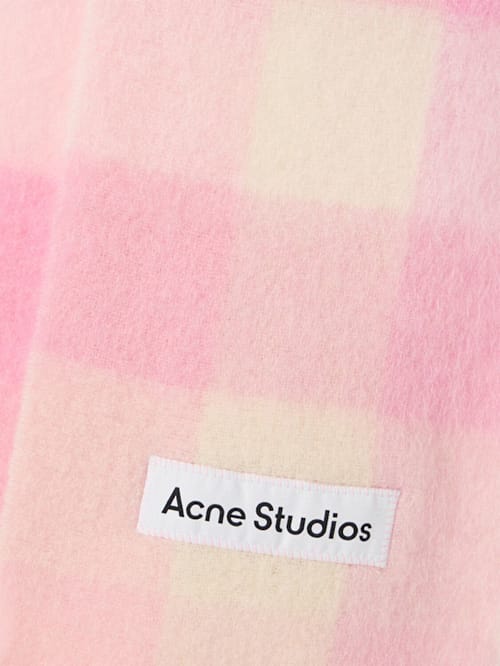Acne Studios: 带流苏的矩形围巾