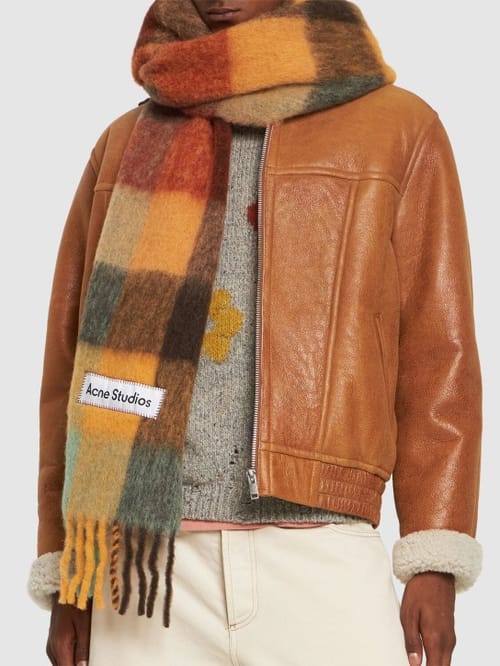Acne Studios: 流苏围巾