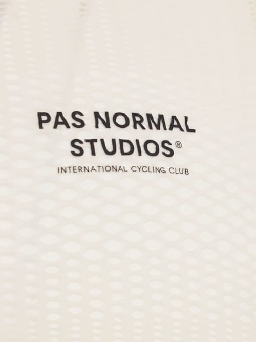 PAS NORMAL: 短袖裁剪T恤