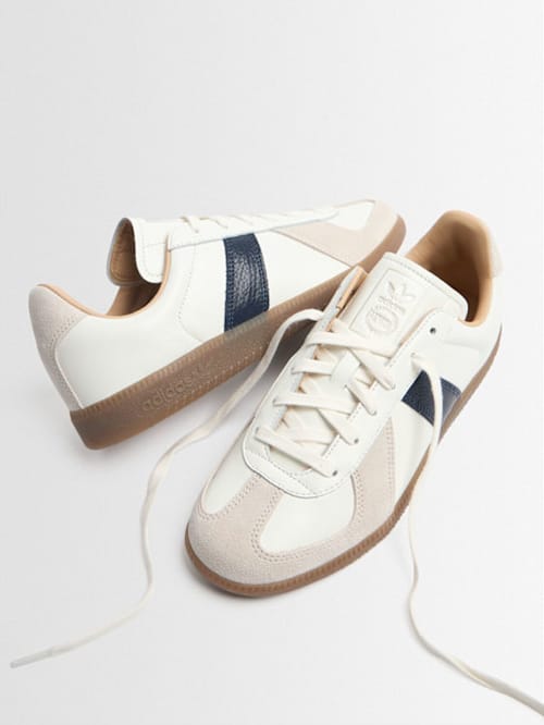 adidas Originals: 低帮运动鞋带侧面插片