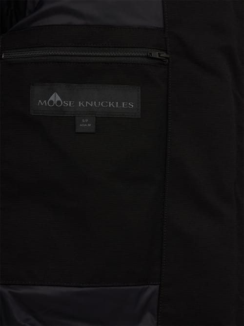 Moose Knuckles: 带毛皮边饰的弹道棉羽绒轰炸机