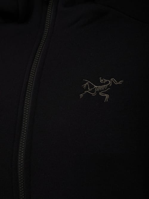 Arc'teryx: Kyanite Kapuzenjacke aus Polyester
