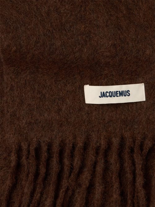 Jacquemus: L'echarpe carro