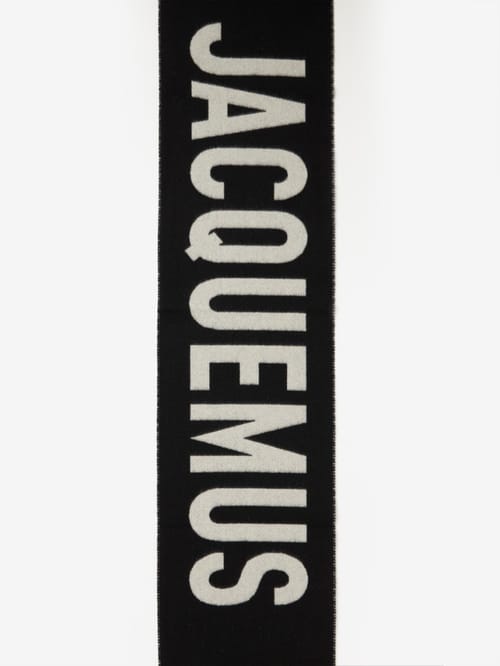 Jacquemus: L'echarpe jacquemus