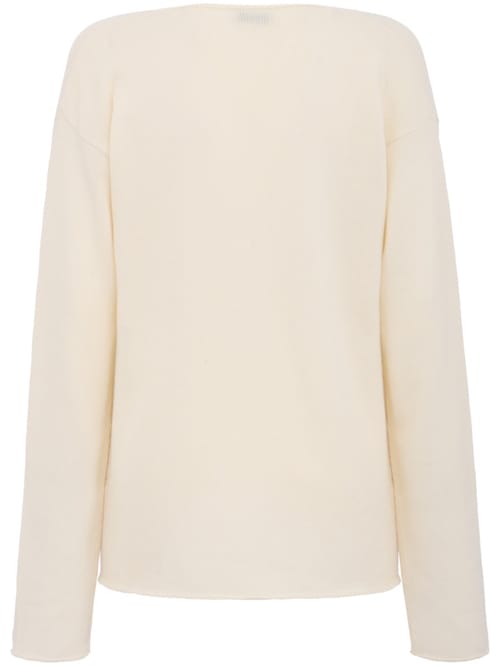 AMIYA: Milano V Neck