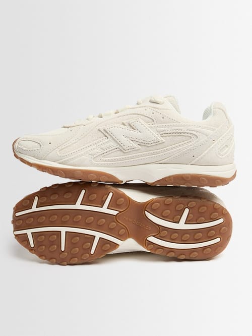 New Balance: 聚酯运动鞋，带通风孔