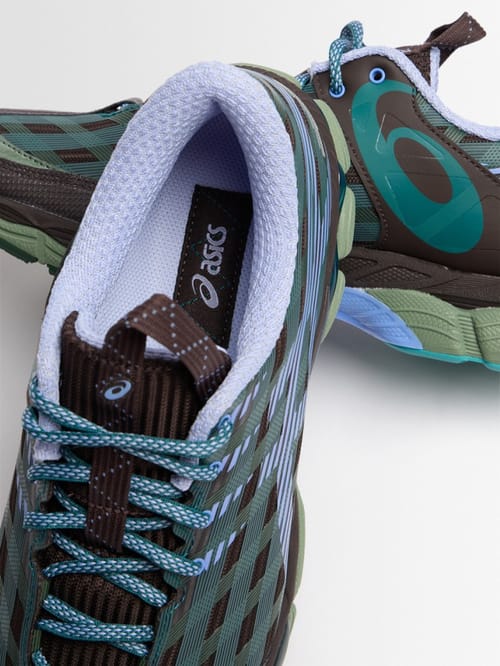 Asics: US8-S GEL-SJ33 sneakers
