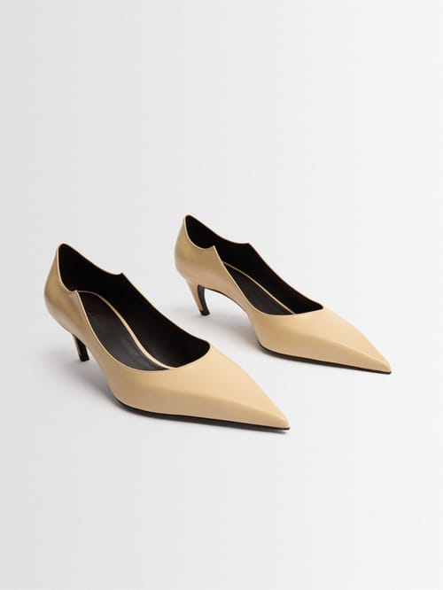 Khaite: Valerie pump 55
