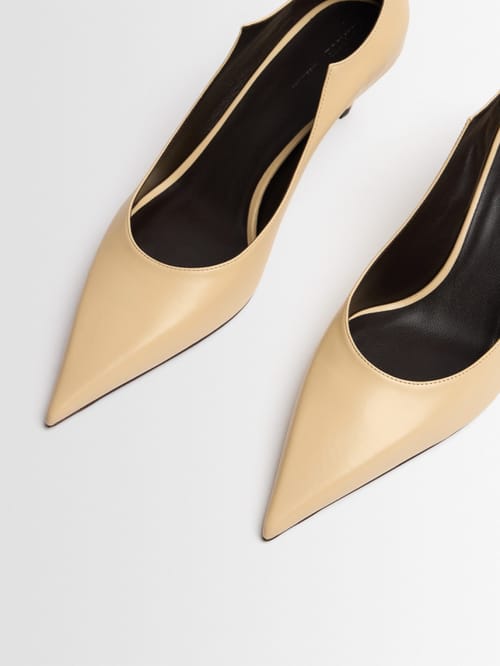 Khaite: Valerie pump 55