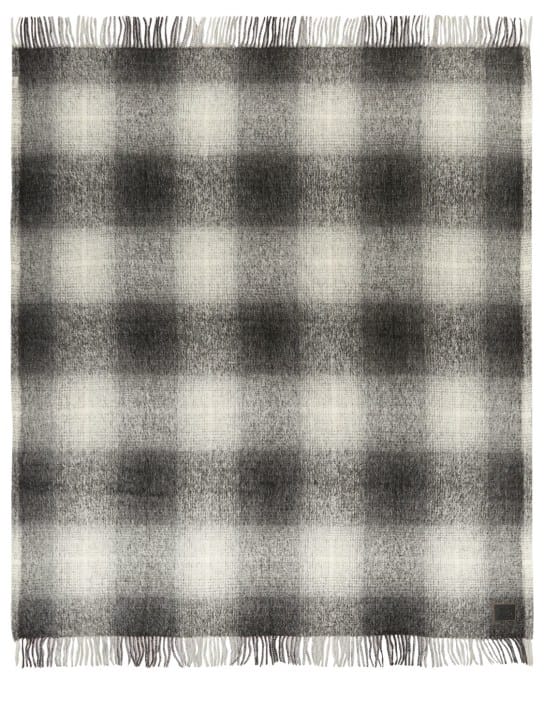 Agnona: 格纹毯子