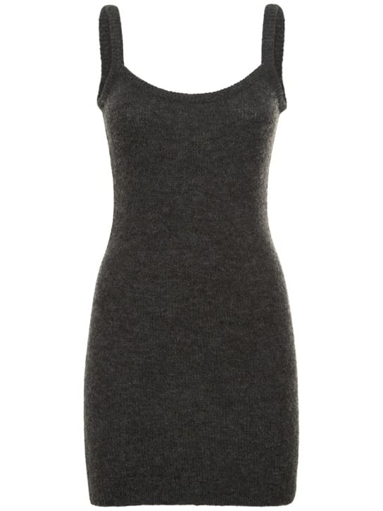 The Garment: Kurzes Strickkleid mit breiten Trägern