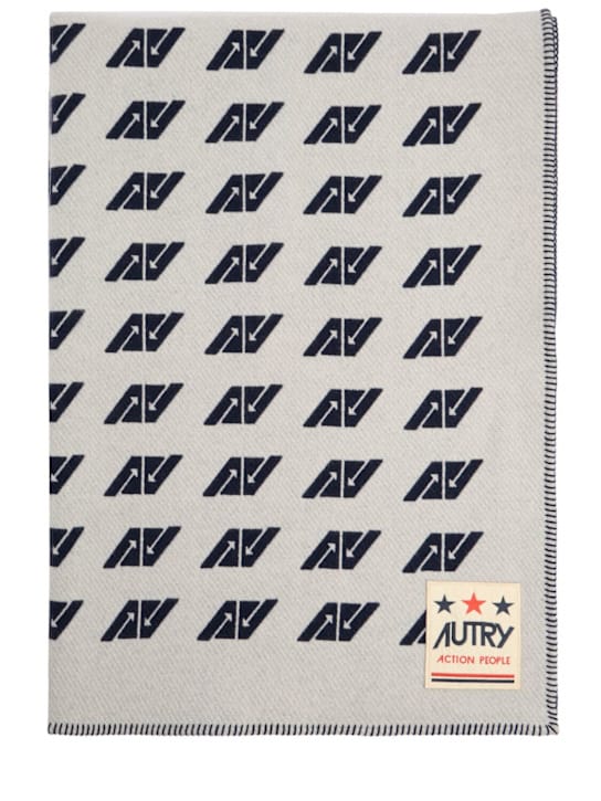 Autry: A23IPLLU04WB