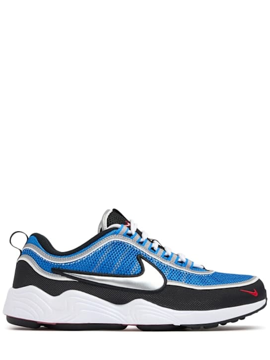 Nike: Low-top sneakers with chunky sole