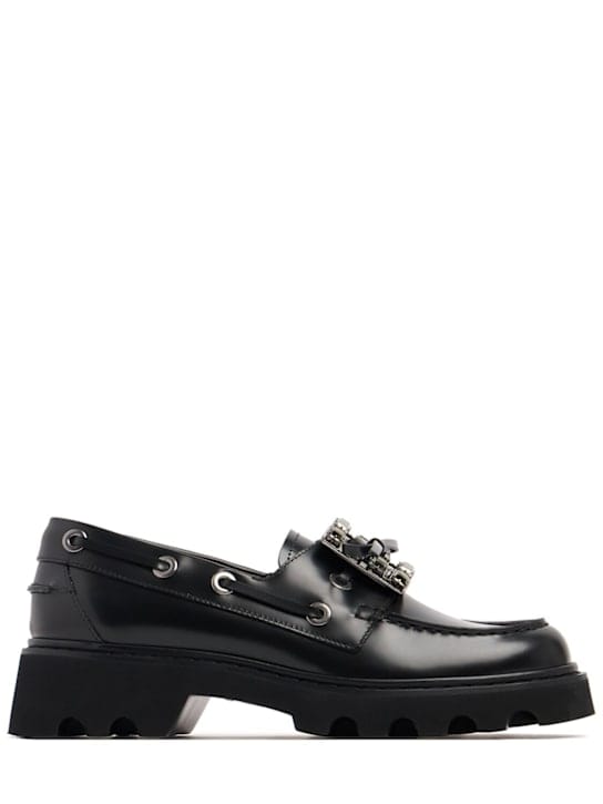 Roger Vivier: 带扣和厚底的乐福鞋