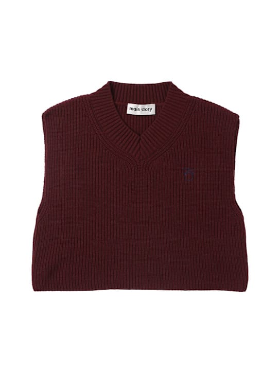 Main Story: Rib-knit V-neck vest