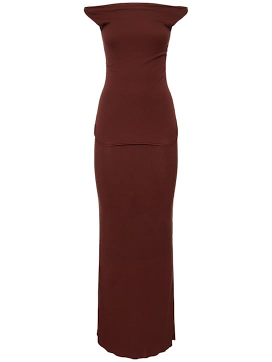 Aya Muse: Vestido largo de seda con hombros descubiertos
