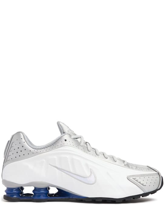 Nike: Low-top sneakers with chunky sole