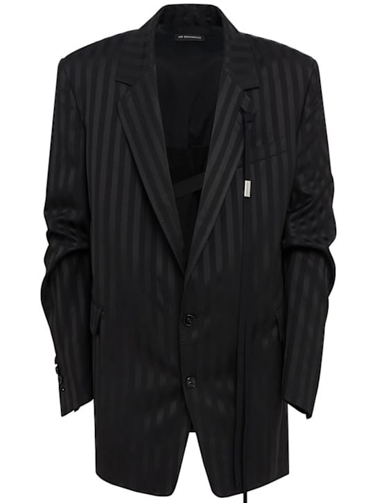 Ann Demeulemeester: 中间扣合短夹克