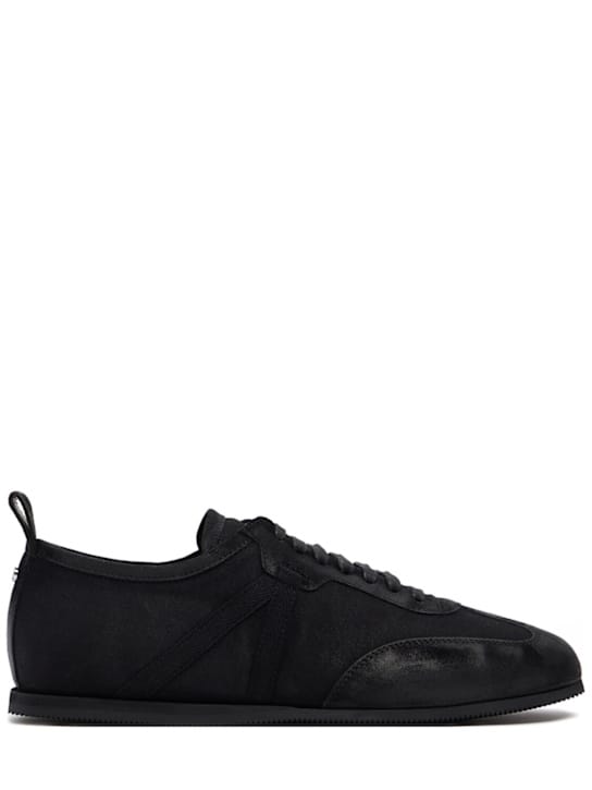 Ann Demeulemeester: 低帮运动鞋，带系带设计