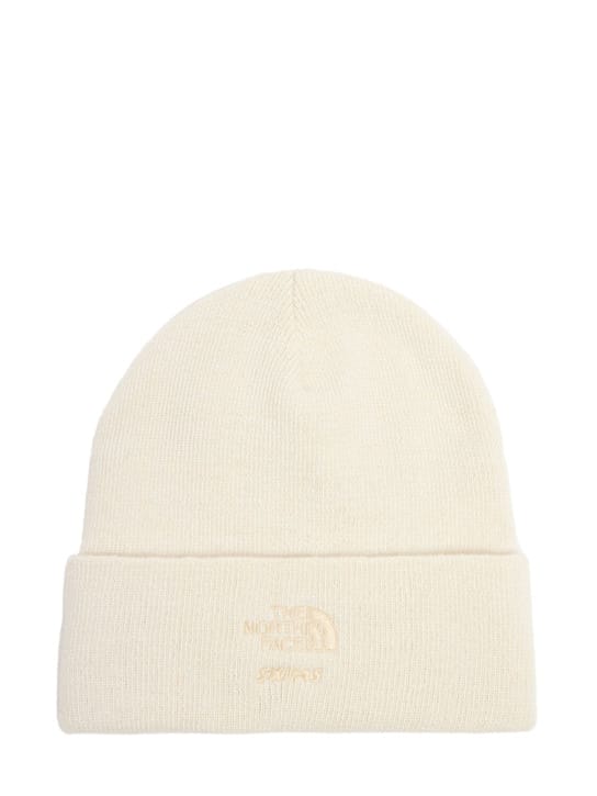 The North Face: 有 cuff 的针织帽