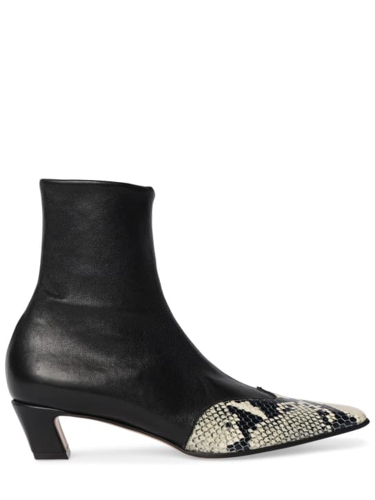 Khaite: 对比趾部的 ankle boots