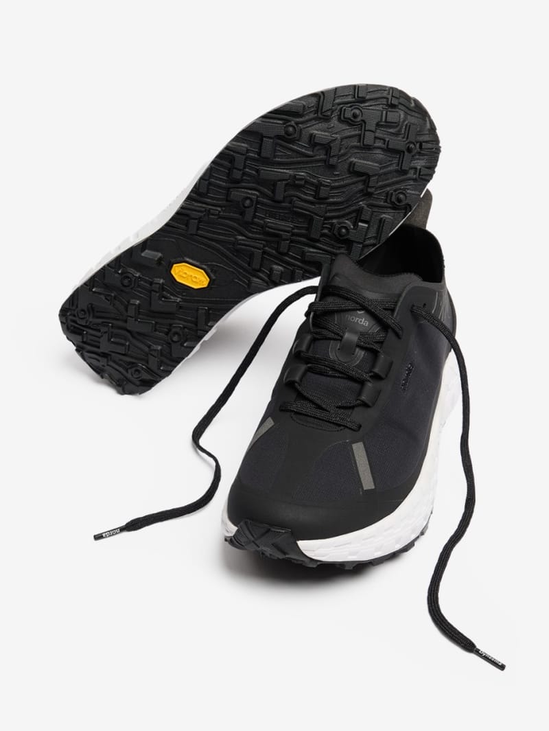 Norda: 001 Dyneema trail running sneakers