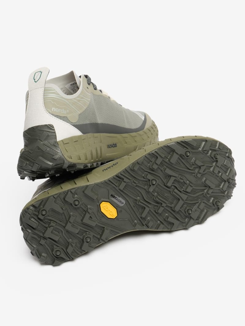 Norda: 001 Dyneema trail running sneakers