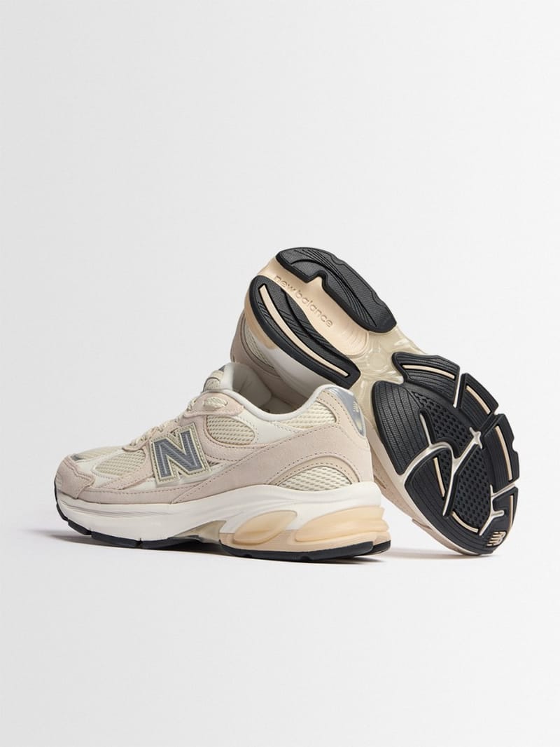 New Balance: 2010年聚酯透气孔运动鞋