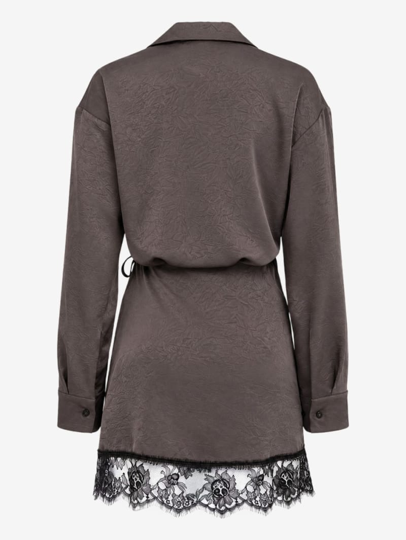 MSGM: Wickelkleid aus Satin mit Spitzendetails