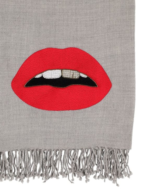 Jonathan Adler: Lips embellished camel & wool throw