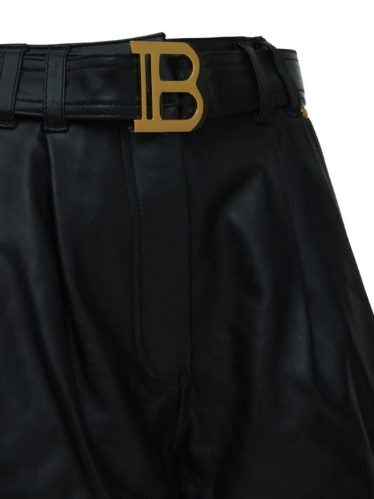 Balmain: 高腰系腰带皮革短裤