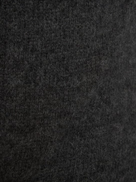The Garment: Kurzes Strickkleid mit breiten Trägern