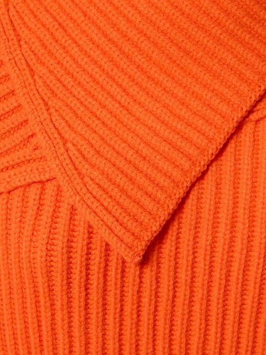 Jil Sander: 超精细针织羊毛毛衣