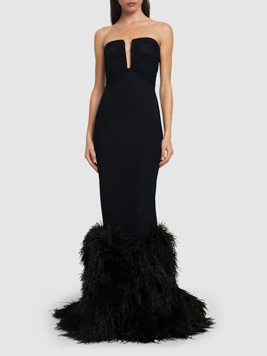 David Koma: Abito lungo strapless con piume
