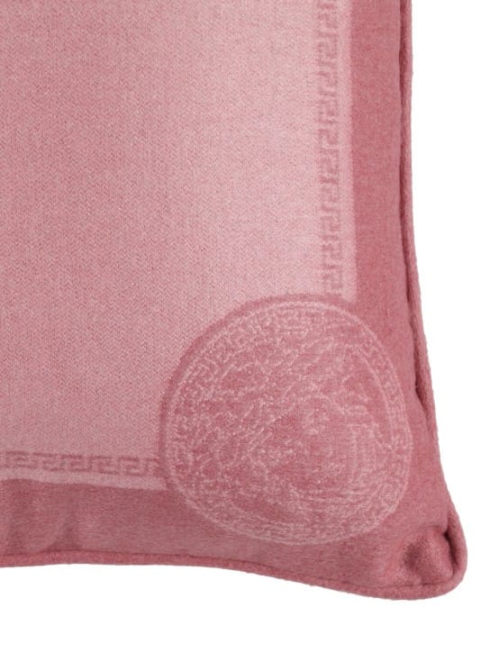 Versace - Medusa抱枕