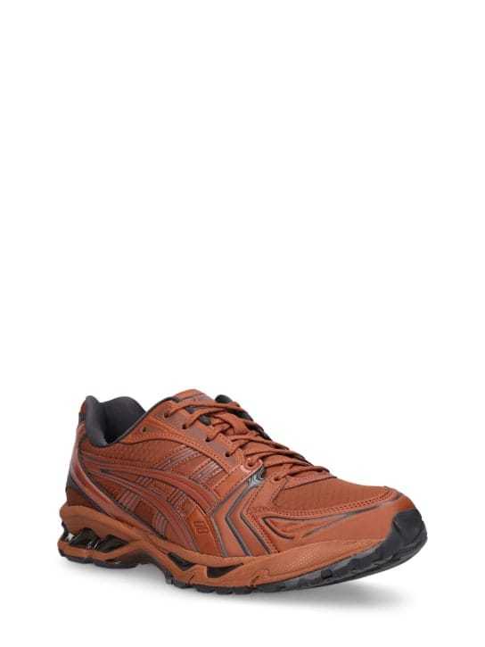 Asics: Gel-Kayano 14运动鞋